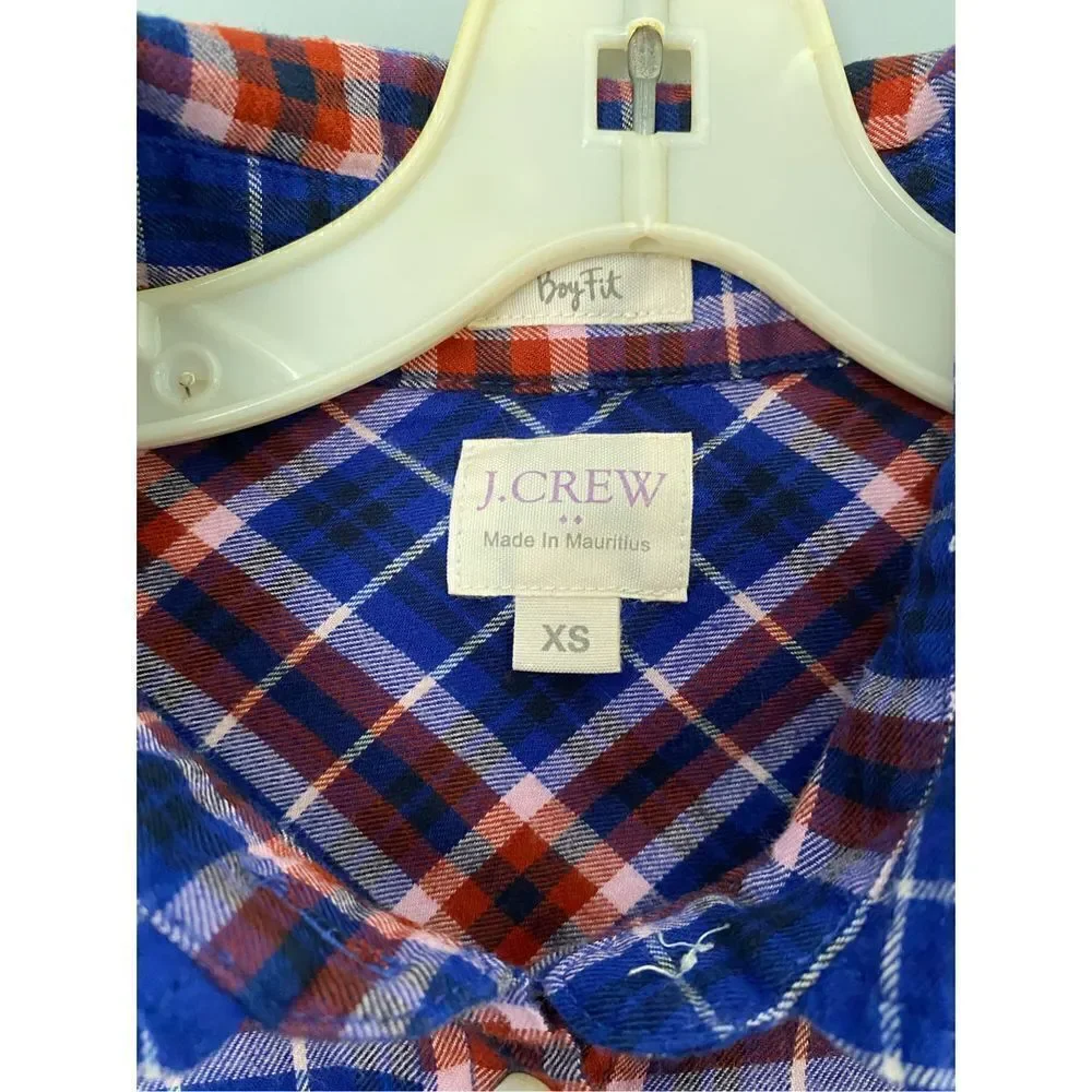 J crew boy fit classic plaid flannel 100% cotton button up shirt size XS￼